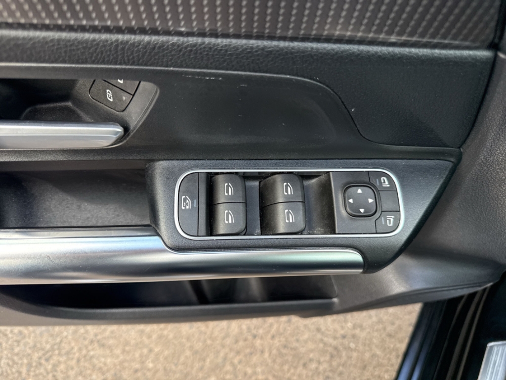 Fahrzeugabbildung Mercedes-Benz B 180 Progressive Business MBUX Navi PDC SHZ Bluetooth
