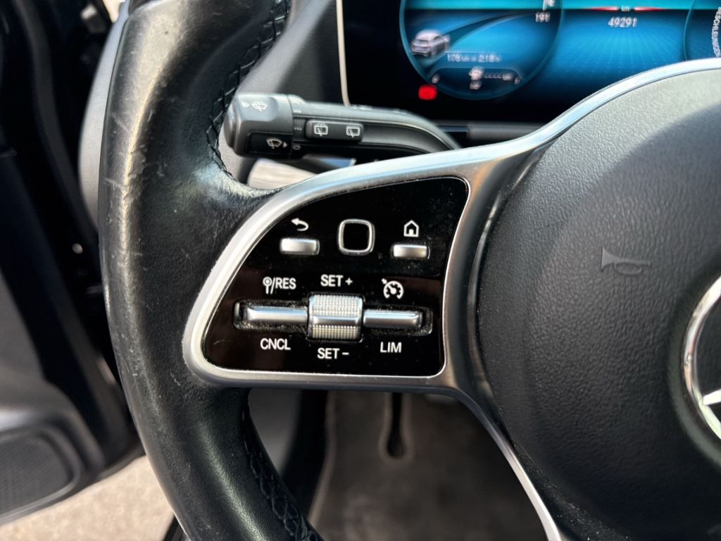 Fahrzeugabbildung Mercedes-Benz B 180 Progressive Business MBUX Navi PDC SHZ Bluetooth
