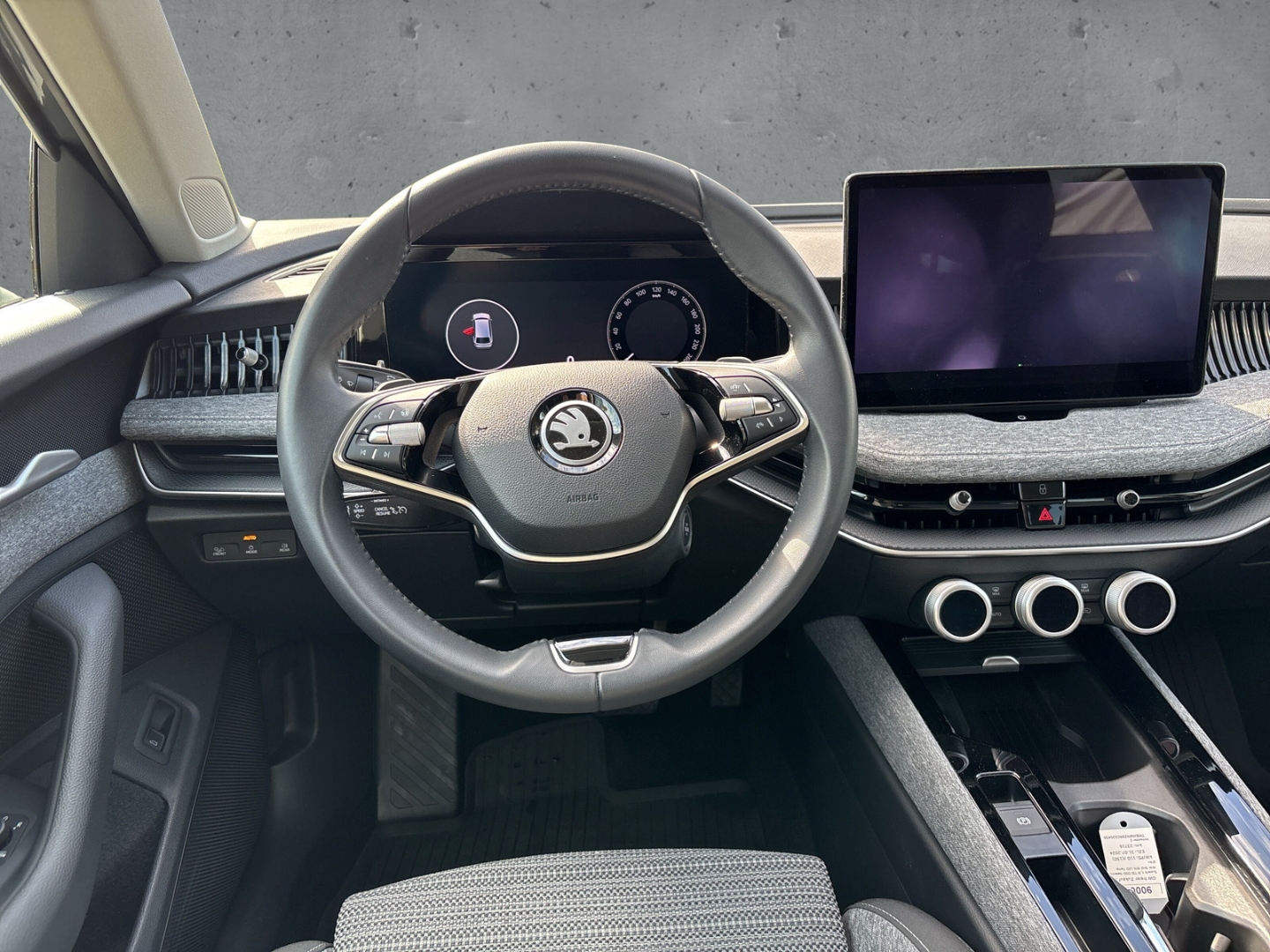 Fahrzeugabbildung SKODA Superb 1.5 mHEV DSG Selection AHK SHZ RFK LED Te