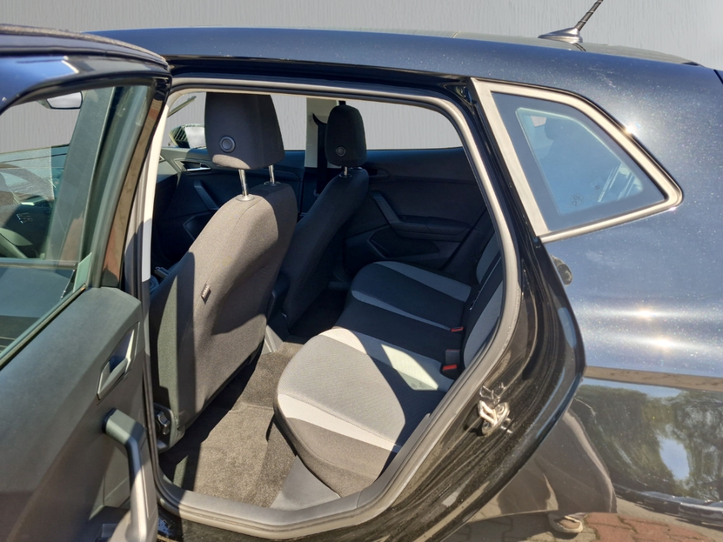 Fahrzeugabbildung SEAT Ibiza 1.0 TSI Style LED SHZ Klima PDC FullLink