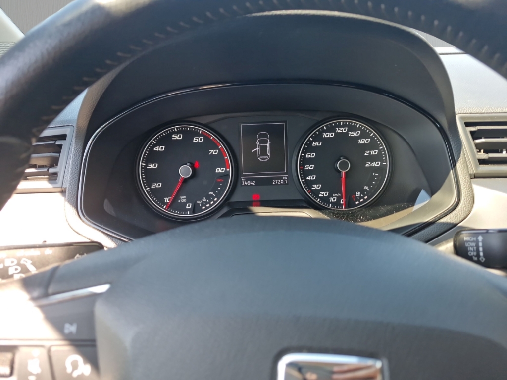 Fahrzeugabbildung SEAT Ibiza 1.0 TSI Style LED SHZ Klima PDC FullLink