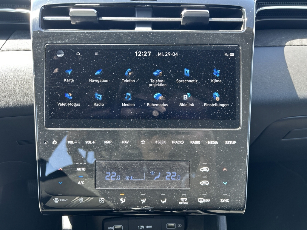 Fahrzeugabbildung Hyundai TUCSON 1.6 T-GDI MT 2WD SELECT LED Funkt-P Navi Smart Sense+ Digitales Cockpit Apple CarPlay