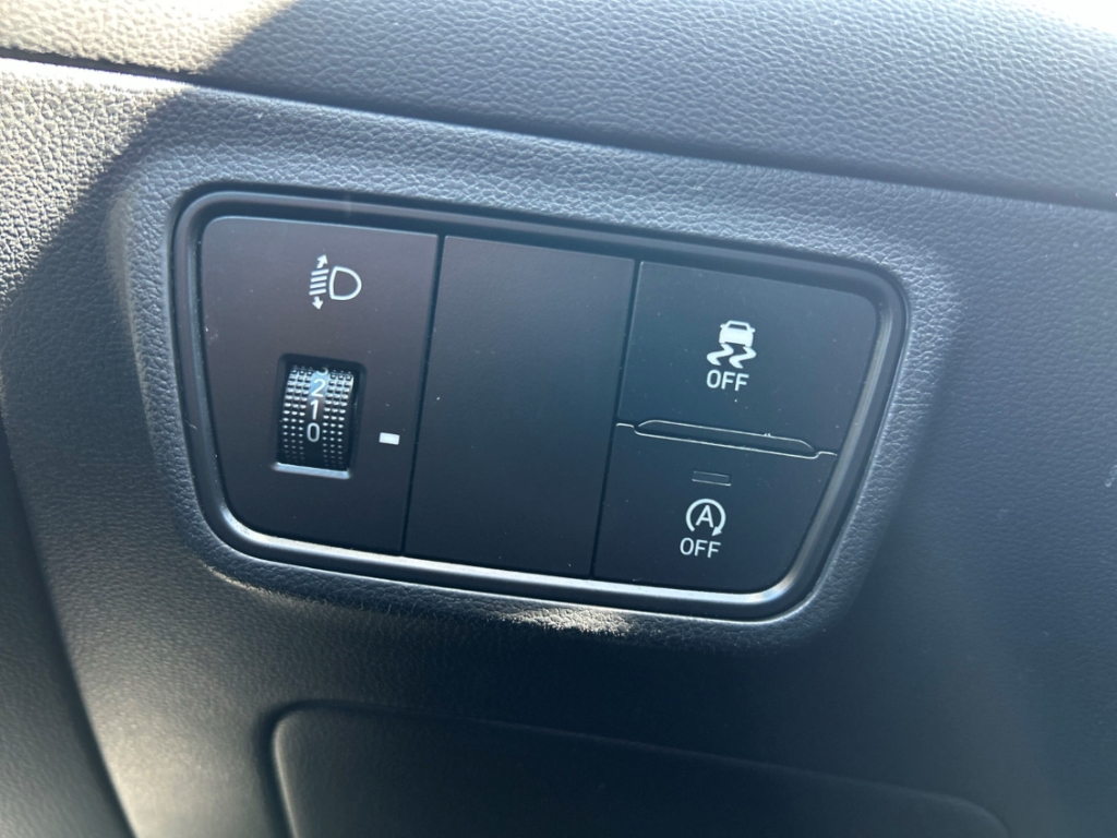 Fahrzeugabbildung Hyundai TUCSON 1.6 T-GDI MT 2WD SELECT LED Funkt-P Navi Smart Sense+ Digitales Cockpit Apple CarPlay