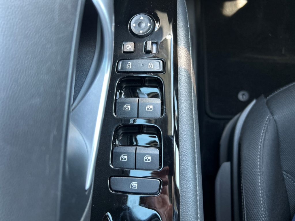 Fahrzeugabbildung Hyundai TUCSON 1.6 T-GDI MT 2WD SELECT LED Funkt-P Navi Smart Sense+ Digitales Cockpit Apple CarPlay