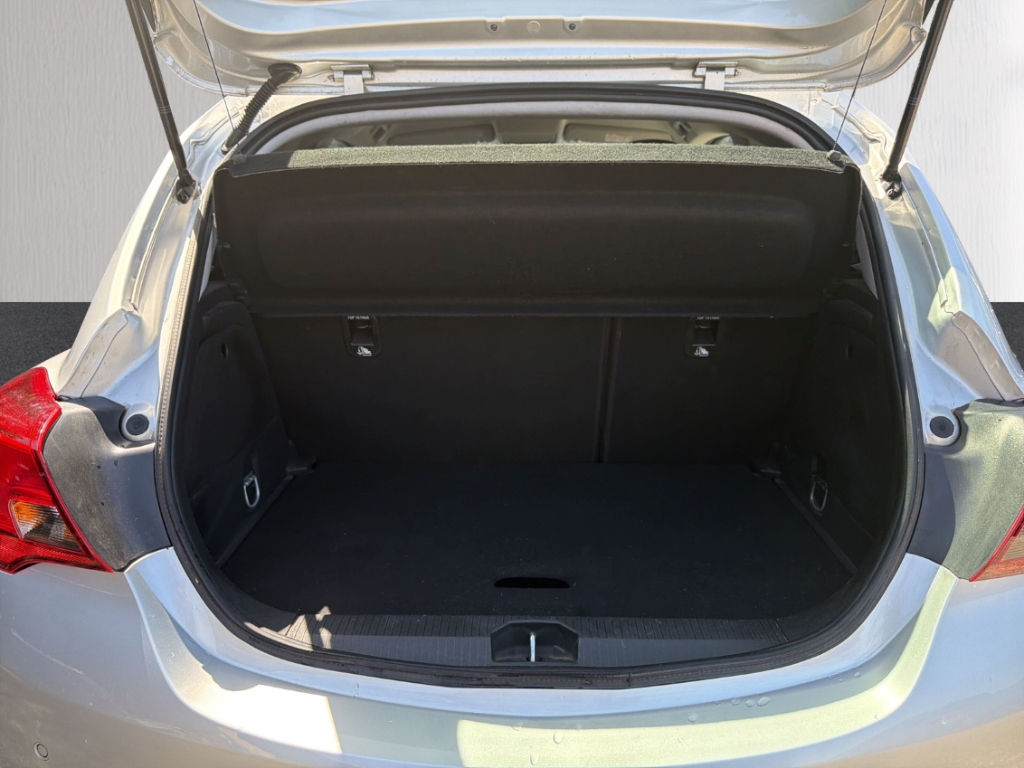 Fahrzeugabbildung Opel Corsa E 1.4 120 Jahre Klima IntelliLink SHZ RKam