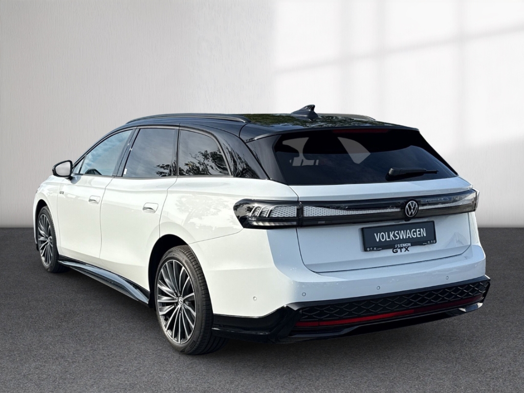 Fahrzeugabbildung Volkswagen ID.7 GTX Tourer 250 kW 4MOTION SHZ PDCv+h LED