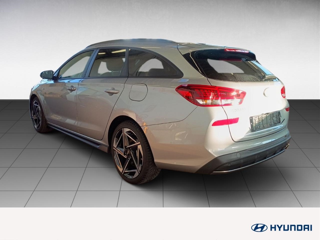 Fahrzeugabbildung Hyundai i30 FL Kombi 1.5 T-GDI MT MY25 N-Line Sitz-Paket Sportpaket Navi Digitales Cockpit