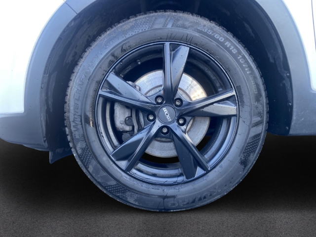 Fahrzeugabbildung Hyundai SANTA FE 4WD 2.2 CRDi ACC SHZ LED Navi 360° Pano