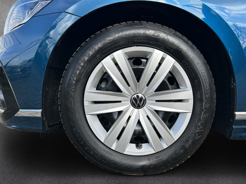 Fahrzeugabbildung Volkswagen Passat Variant TDI DSG R-Line AHK MatrLED Navi