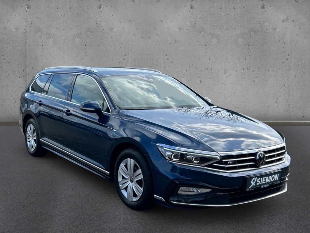 Fahrzeugabbildung Volkswagen Passat Variant TDI DSG R-Line AHK MatrLED Navi