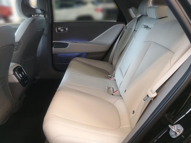 Fahrzeugabbildung Hyundai IONIQ 6 77,4kWh 4WD UNIQ HUD Navi Digitales Cockpit Memory Sitze Soundsystem Bose