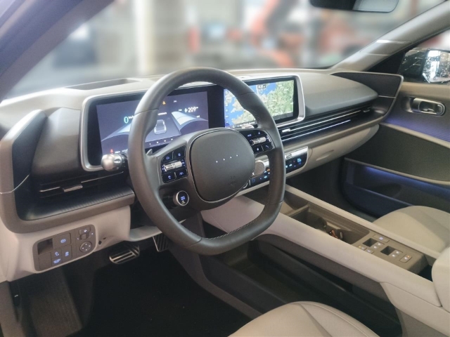 Fahrzeugabbildung Hyundai IONIQ 6 77,4kWh 4WD UNIQ HUD Navi Digitales Cockpit Memory Sitze Soundsystem Bose