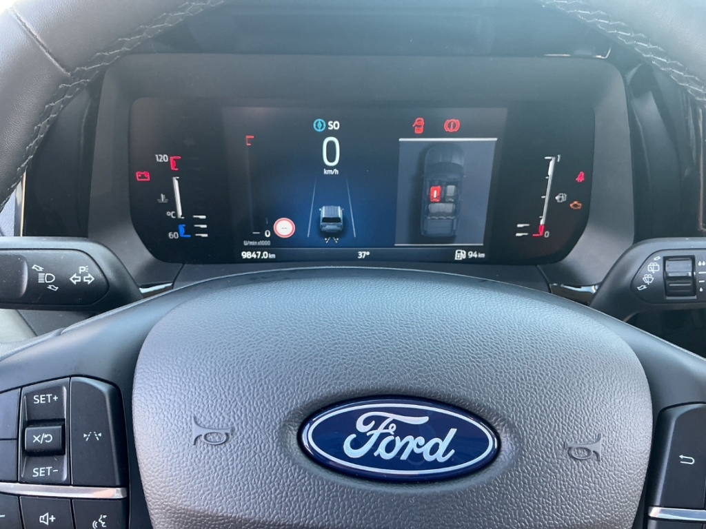 Fahrzeugabbildung Ford Tourneo Courier Titanium AHK ACC LM17 Winterpak. LED TFL