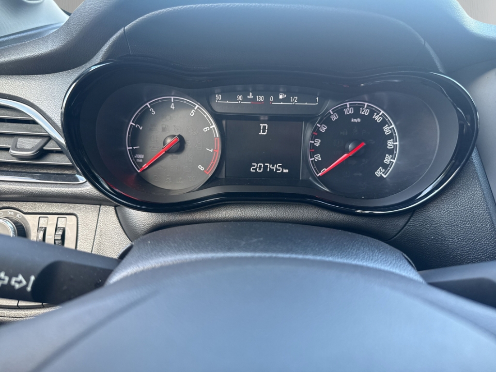 Fahrzeugabbildung Opel Karl 1.0 Excite Automatik Klima PDC SHZ GRA LHZ