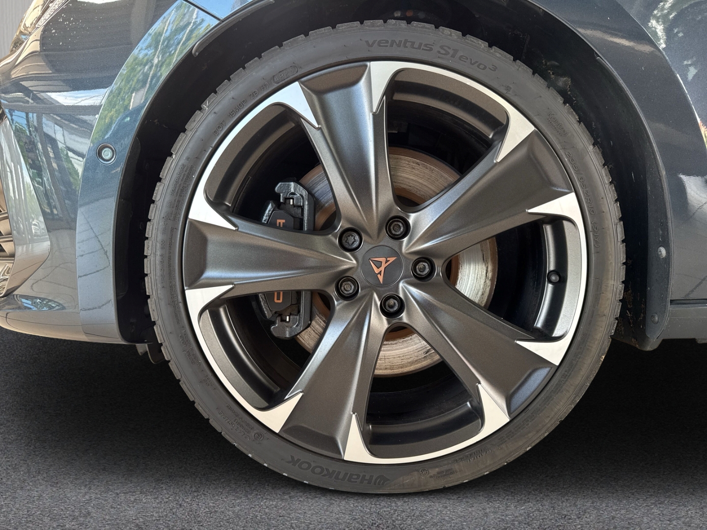 Fahrzeugabbildung CUPRA Leon Sportstourer VZ PANO NAV ACC KLIM LED KESSY