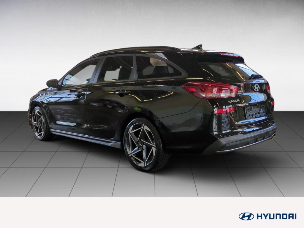 Fahrzeugabbildung Hyundai i30 FL Kombi 1.5 T-GDI 48V DCT N-Line Sitz-Paket MY25 Sportpaket Navi Digitales Cockpit