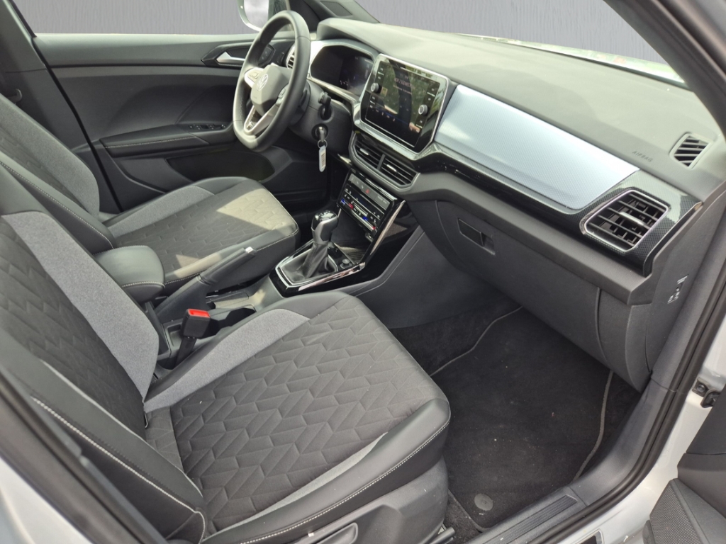 Fahrzeugabbildung Volkswagen T-Cross 1.0 TSI DSG Goal AHK Nav ACC SHZ digCP LED