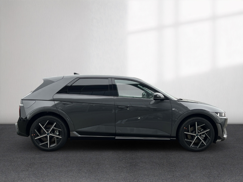 Fahrzeugabbildung Hyundai IONIQ 5 FL MY26 84kWh 4WD N-Line X Sitz-P Matrix Navi Digitales Cockpit LED ACC