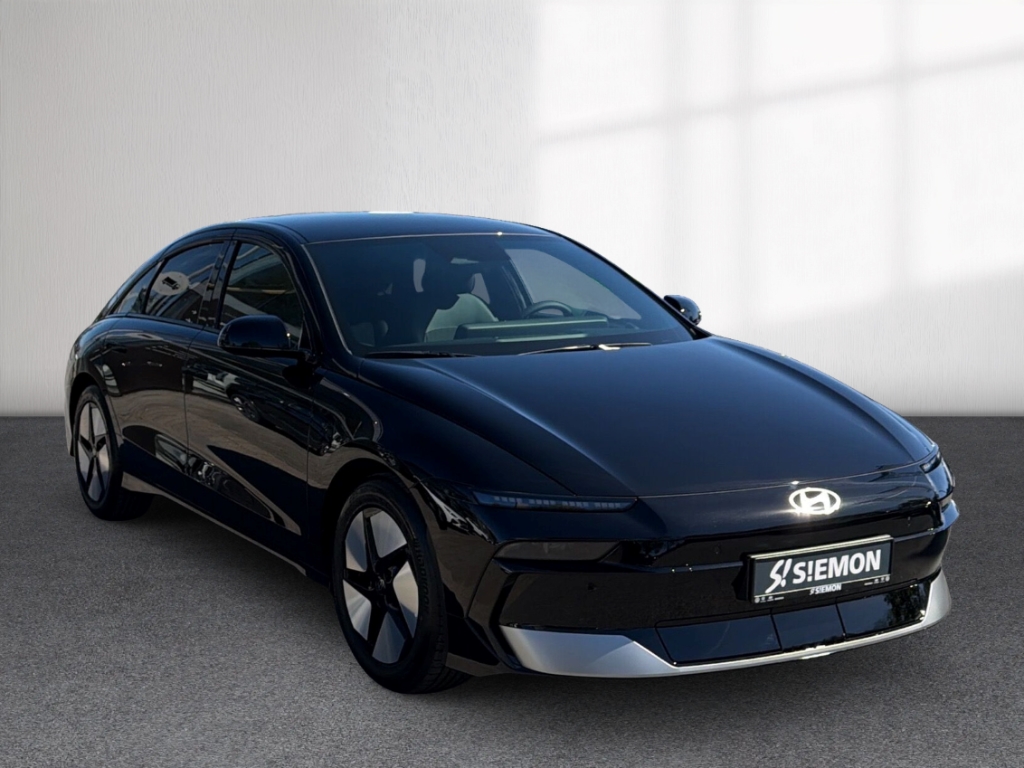 Fahrzeugabbildung Hyundai IONIQ 6 EV FL MY26 84kWh 2WD CENTRIQ Matrix LED Blendfreies Fernl. Kurvenlicht ACC