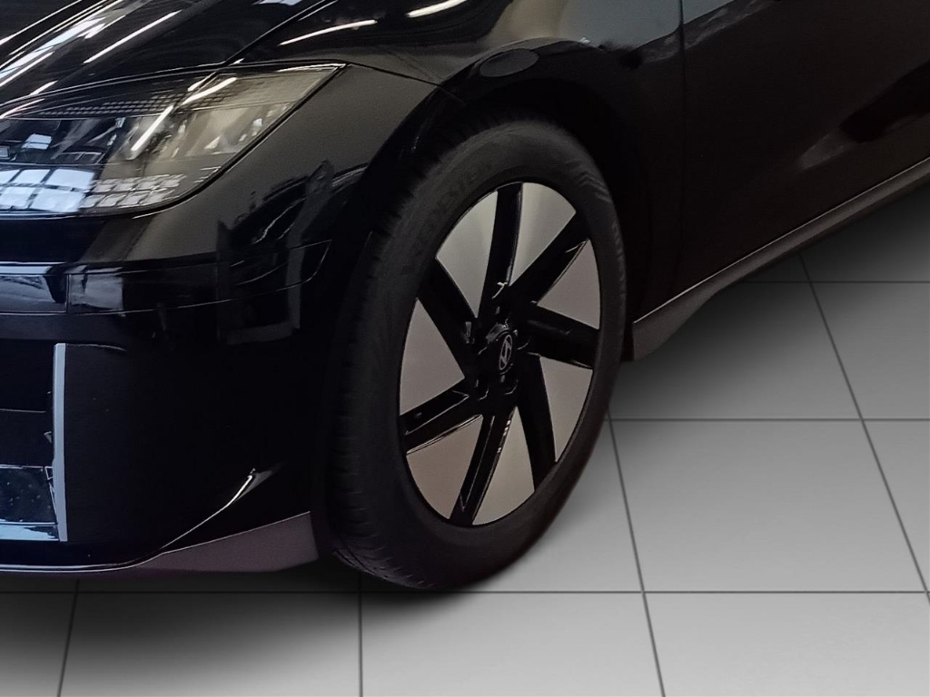 Fahrzeugabbildung Hyundai IONIQ 6 77,4kWh 2WD MY25 DYNAMIQ Navi Digitales Cockpit LED ACC El. Heckklappe Apple CarPlay