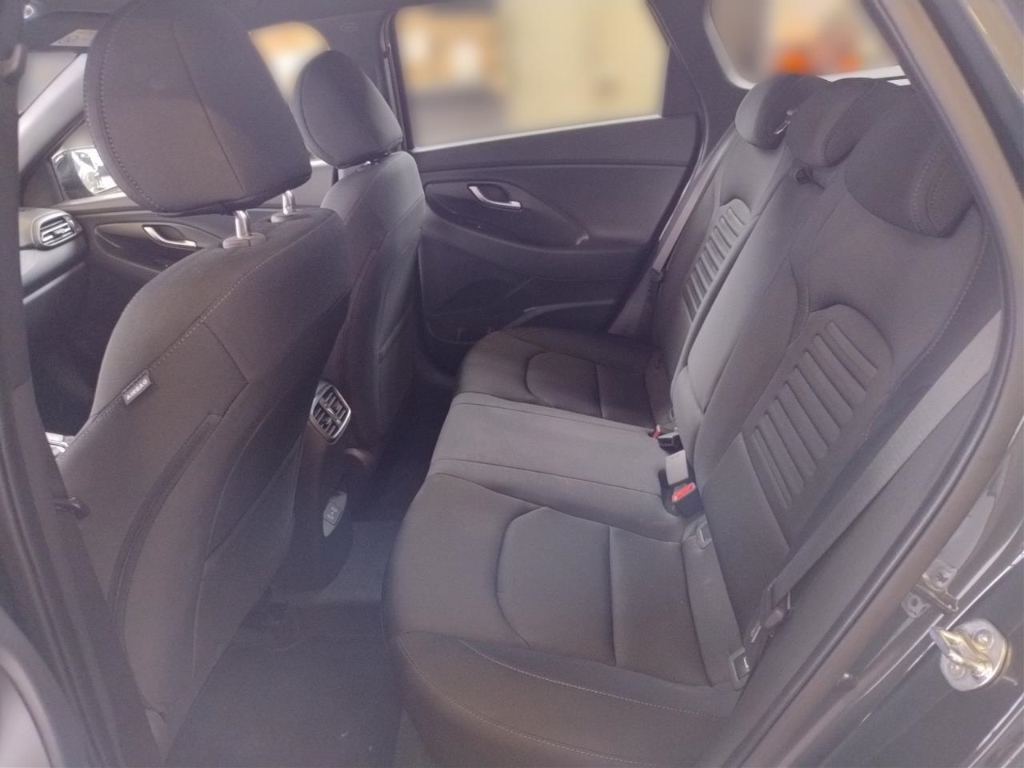 Fahrzeugabbildung Hyundai i30 FL Kombi 1.0 T-GDI DCT Advantage Plus-P MY25 Navi Digitales Cockpit LED ACC Apple CarPlay