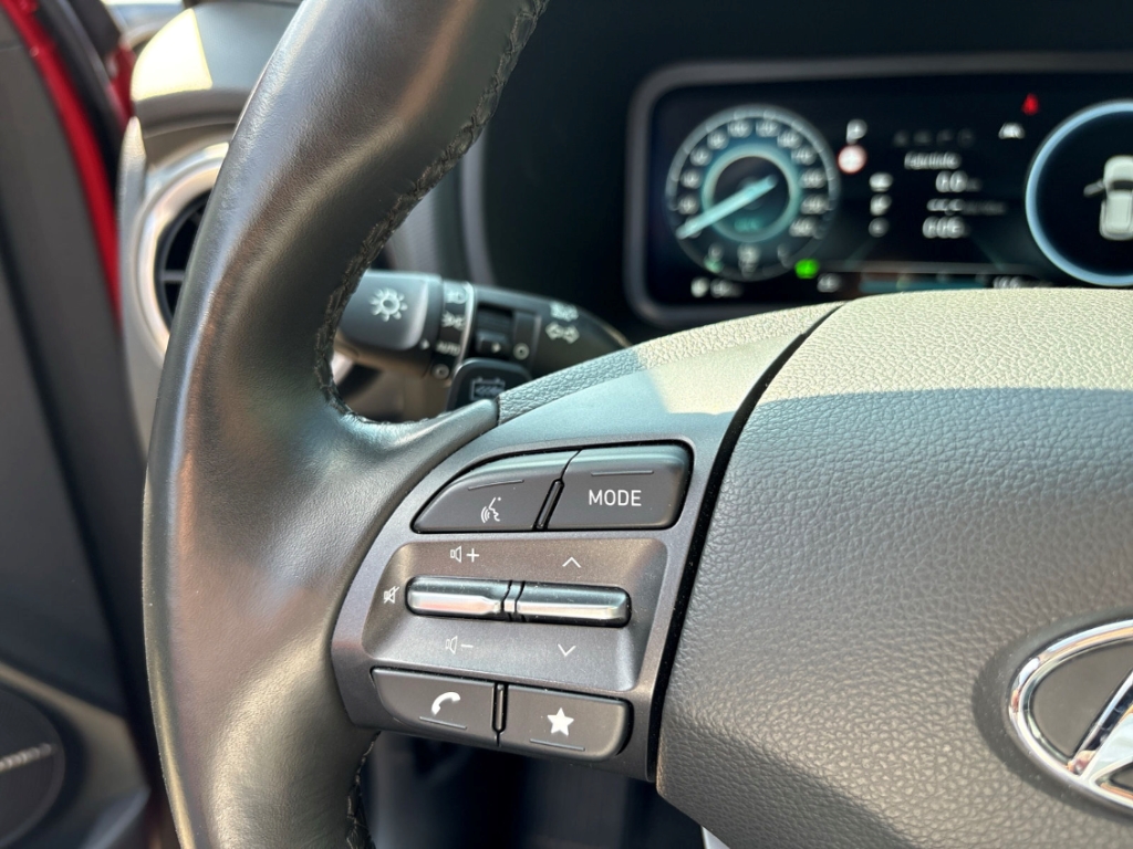 Fahrzeugabbildung Hyundai KONA Elektro Prime 64kWh LED ACC HuD e.Sitze RKam CarPlay SHZ LHZ