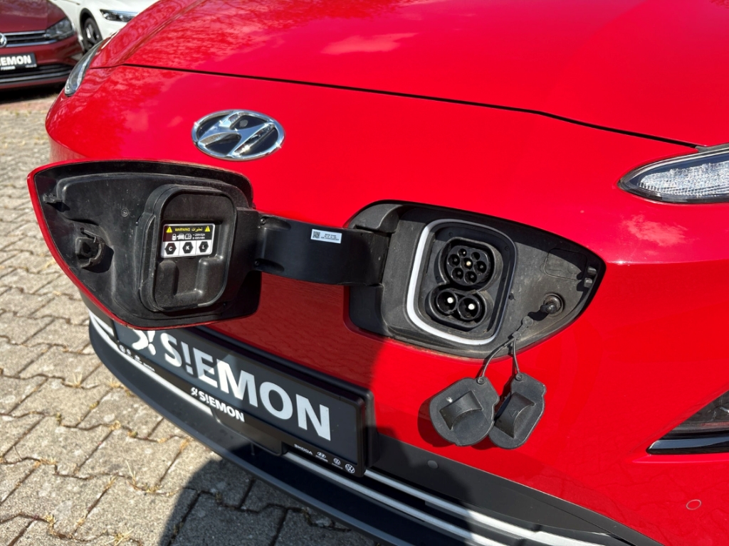Fahrzeugabbildung Hyundai KONA Elektro Prime 64kWh LED ACC HuD e.Sitze RKam CarPlay SHZ LHZ