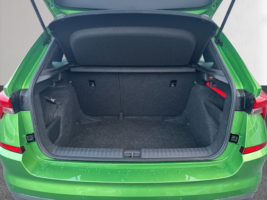 Fahrzeugabbildung SKODA Kamiq Style VIRT Sportsitze LED Klima ACC