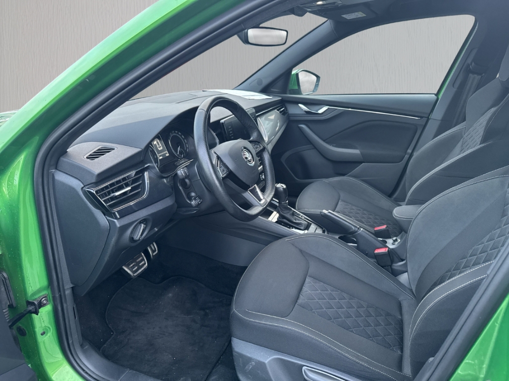 Fahrzeugabbildung SKODA Kamiq Style VIRT Sportsitze LED Klima ACC