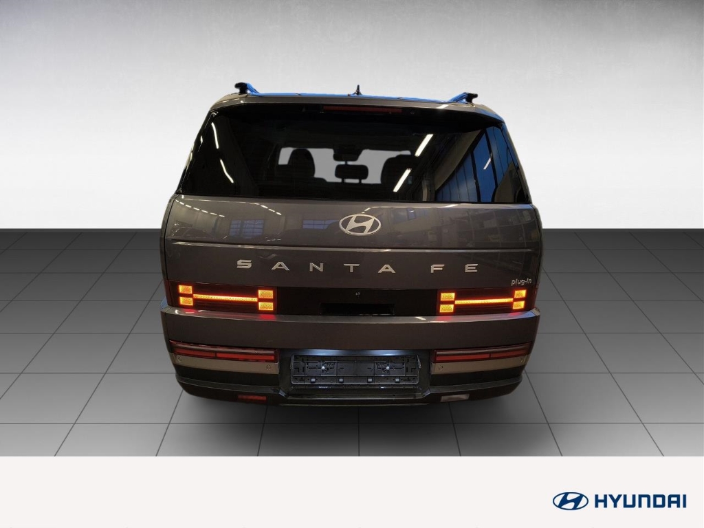 Fahrzeugabbildung Hyundai SANTA FE PHEV MY25 1.6 AT 4WD Signature Komf.P Tech.P 5-Sitz Navi Leder Digi Cockpit