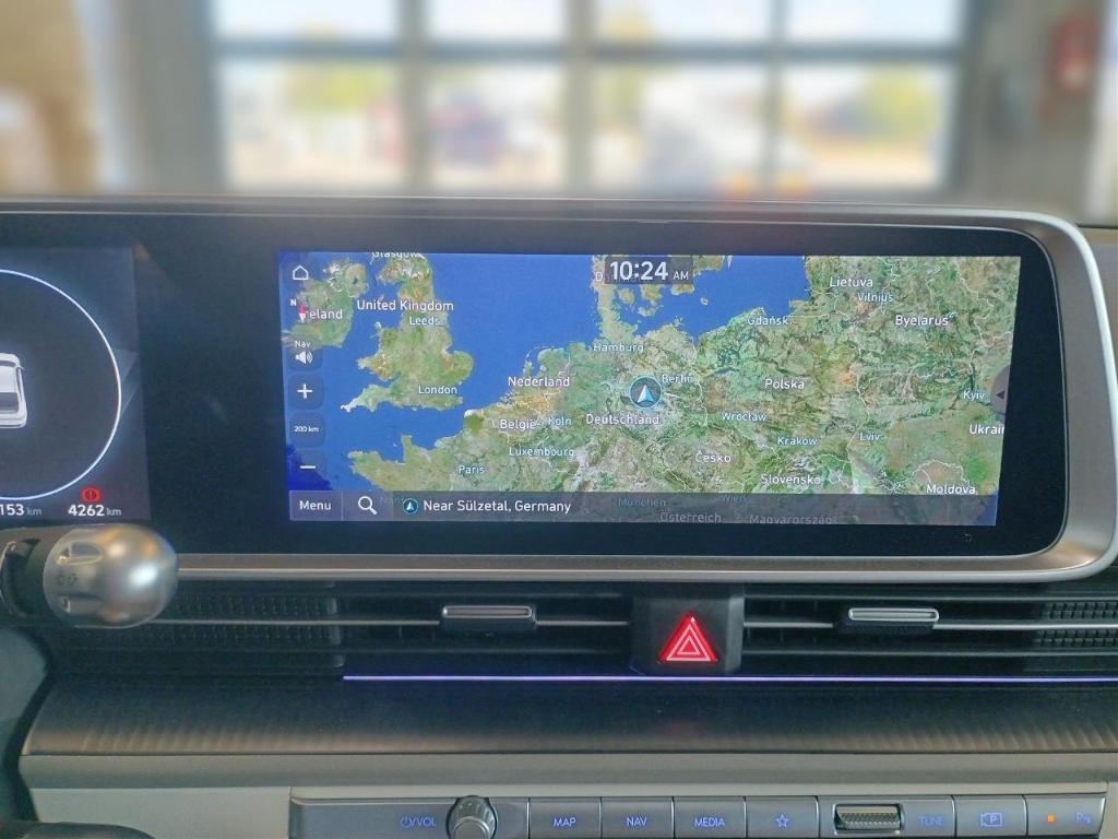 Fahrzeugabbildung Hyundai IONIQ 6 77,4kWh 4WD UNIQ Digi-Spiegel HUD Navi Digitales Cockpit Memory Sitze Soundsystem Bose