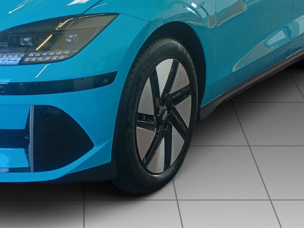 Fahrzeugabbildung Hyundai IONIQ 6 77,4kWh 4WD UNIQ Digi-Spiegel HUD Navi Digitales Cockpit Memory Sitze Soundsystem Bose