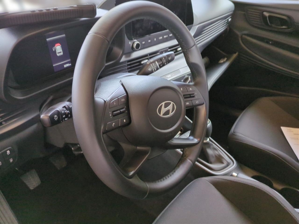 Fahrzeugabbildung Hyundai BAYON FL 1.0 T-GDI MT MY25 Select Navi Apple CarPlay Android Auto Fahrerprofil Musikstreaming