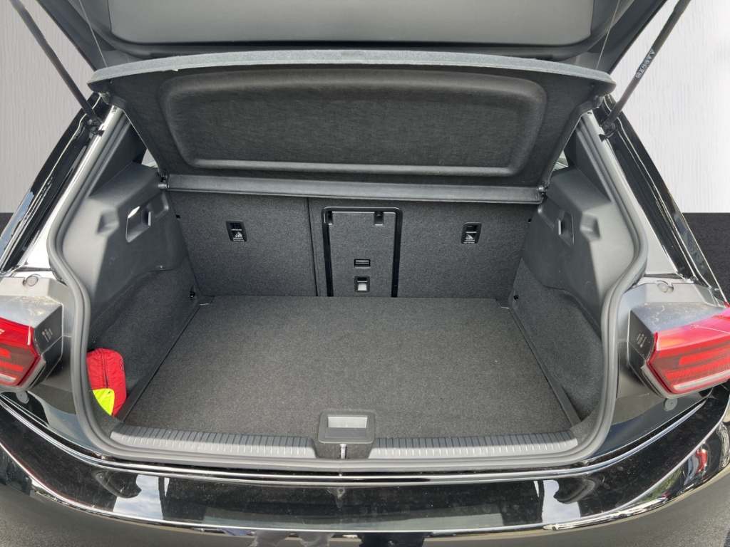Fahrzeugabbildung Volkswagen ID.3 Pro 58 kWh 150 kW AHK IQ.DRIVE Nav ACC 360°