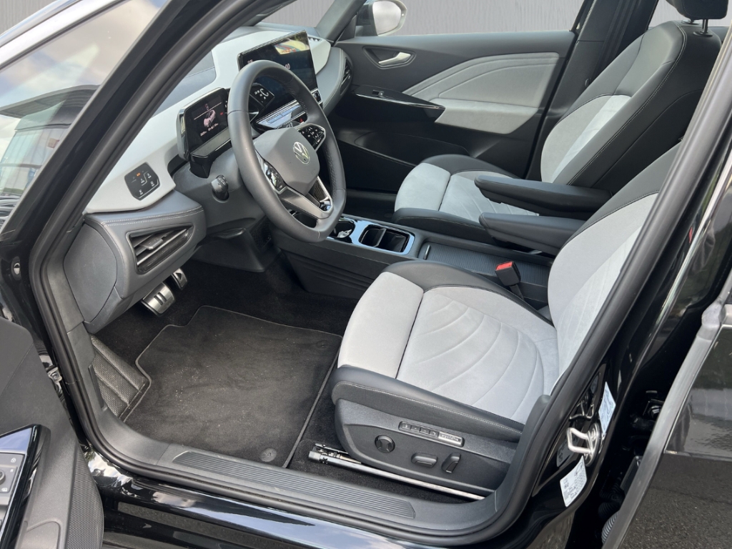 Fahrzeugabbildung Volkswagen ID.3 Pro 58 kWh 150 kW AHK IQ.DRIVE Nav ACC 360°