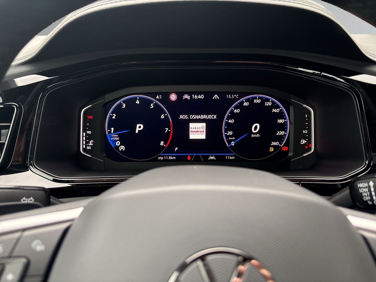 Fahrzeugabbildung Volkswagen T-Roc Cabriolet 1.5 TSI DSG R-Line Kamera ACC Navi
