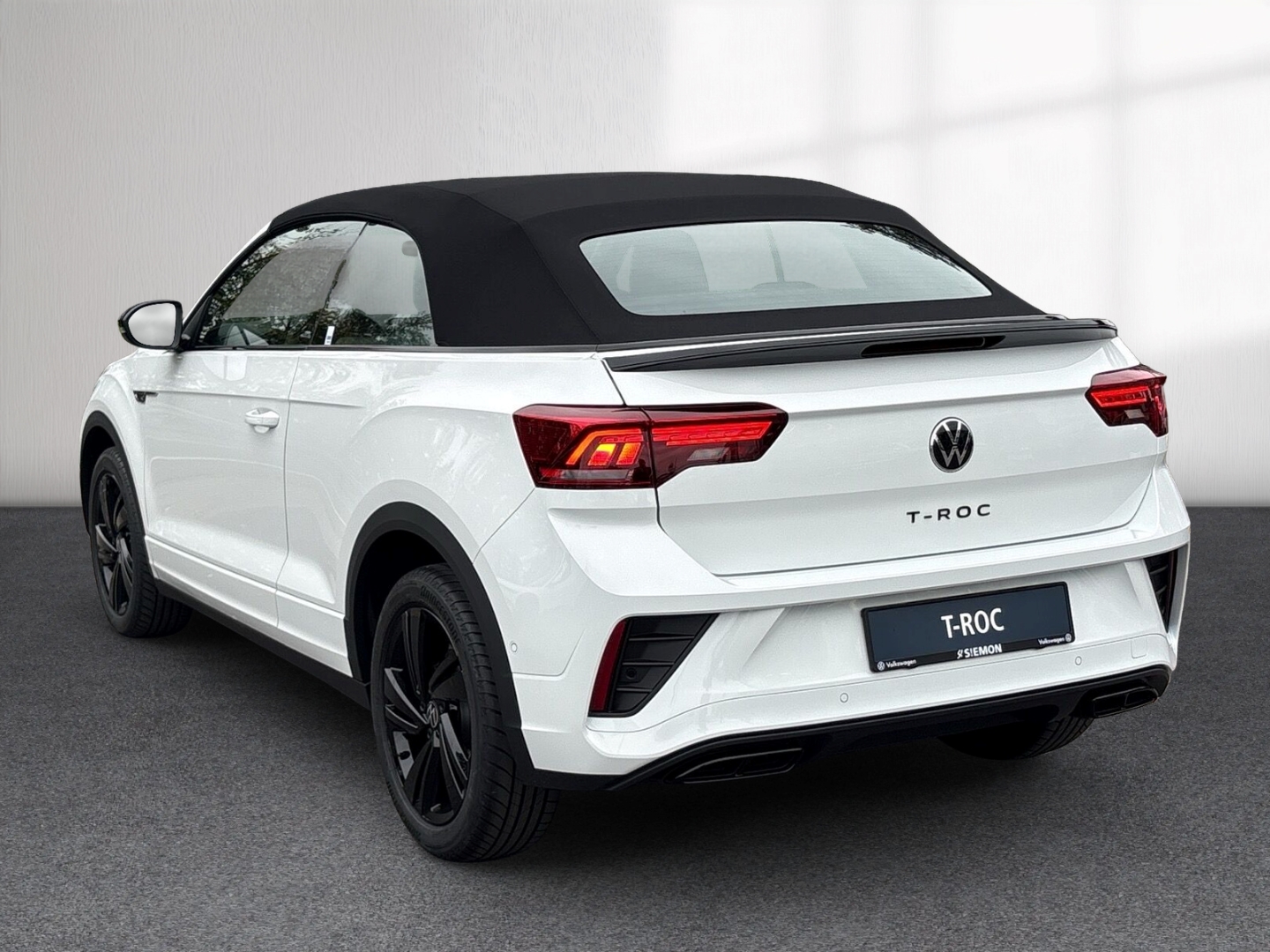 Fahrzeugabbildung Volkswagen T-Roc Cabriolet 1.5 TSI DSG R-Line Kamera ACC Navi