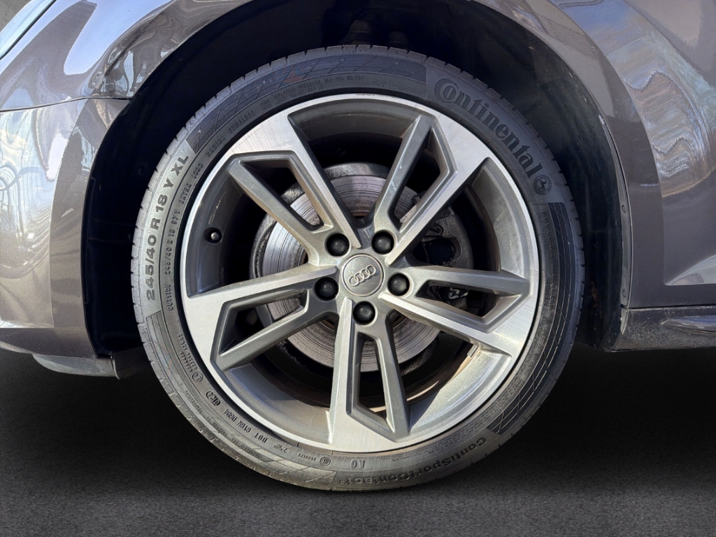 Fahrzeugabbildung Audi A4 Avant 2.0 TFSI design ultra S line DSG NAVI