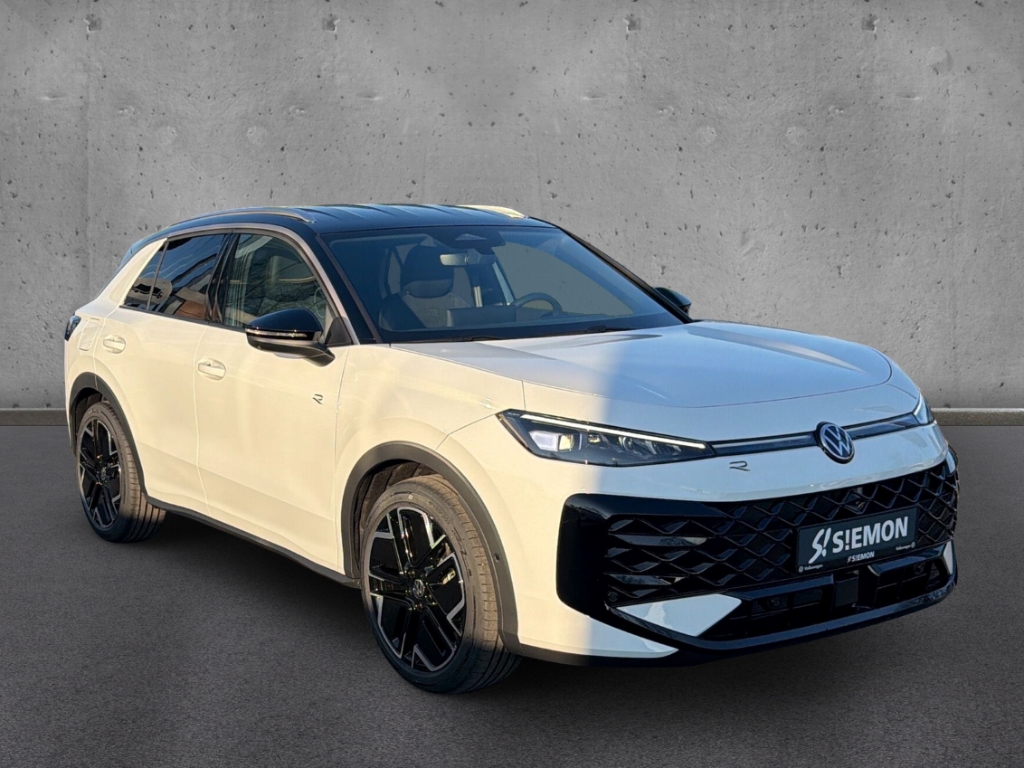 Fahrzeugabbildung Volkswagen T-Roc 1.5 eTSI DSG R-Line IQ.LIGHT Navi AHK el.K