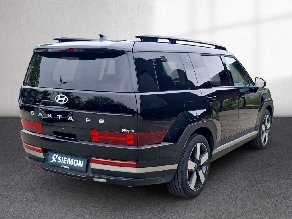 Fahrzeugabbildung Hyundai SANTA FE PHEV MY25 1.6 AT 4WD Signature Komf.P Tech.P AHK 5-Sitz Navi Leder Digi Cockpit