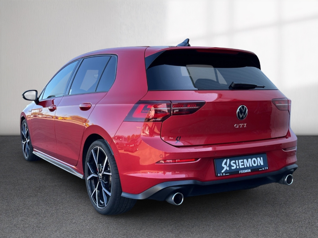 Fahrzeugabbildung Volkswagen Golf GTI 8 2.0 TSI DSG Pano Navi ACC SHZ PDCv+h