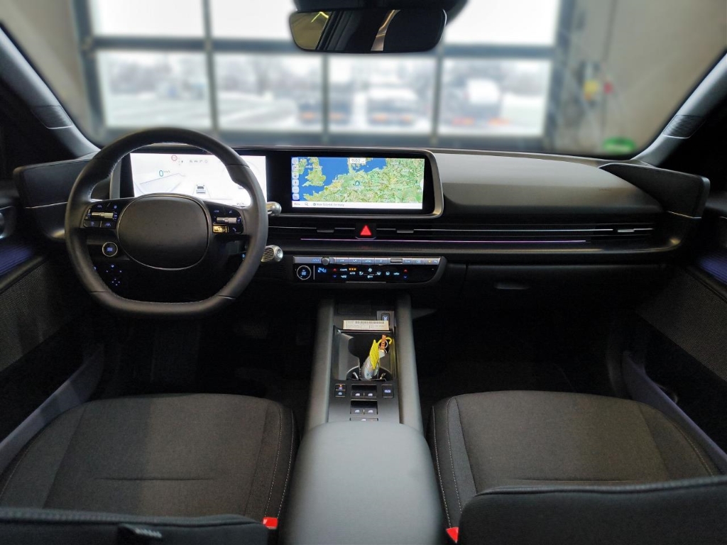 Fahrzeugabbildung Hyundai IONIQ 6 77,4kWh 4WD TECHNIQ Schiebedach HUD Navi Digitales Cockpit LED Blendfreies Fernl.