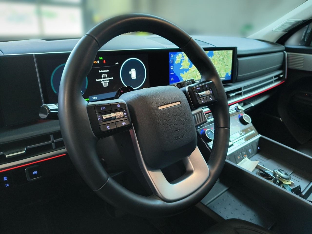Fahrzeugabbildung Hyundai SANTA FE PHEV MY25 1.6 AT 4WD Signature Komf.P Tech.P 5-Sitz Navi Leder Digi Cockpit