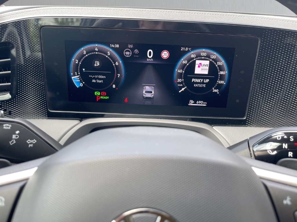 Fahrzeugabbildung Volkswagen Passat Variant 1.5 eTSI Business NAVI ACC LED SHZ GJR