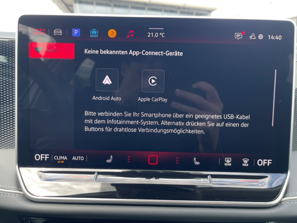 Fahrzeugabbildung Volkswagen Passat Variant 1.5 eTSI Business NAVI ACC LED SHZ GJR