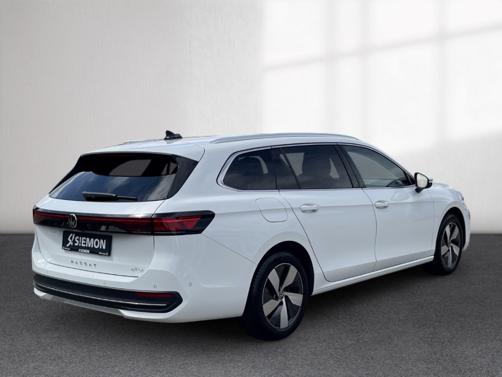 Fahrzeugabbildung Volkswagen Passat Variant 1.5 eTSI Business NAVI ACC LED SHZ GJR