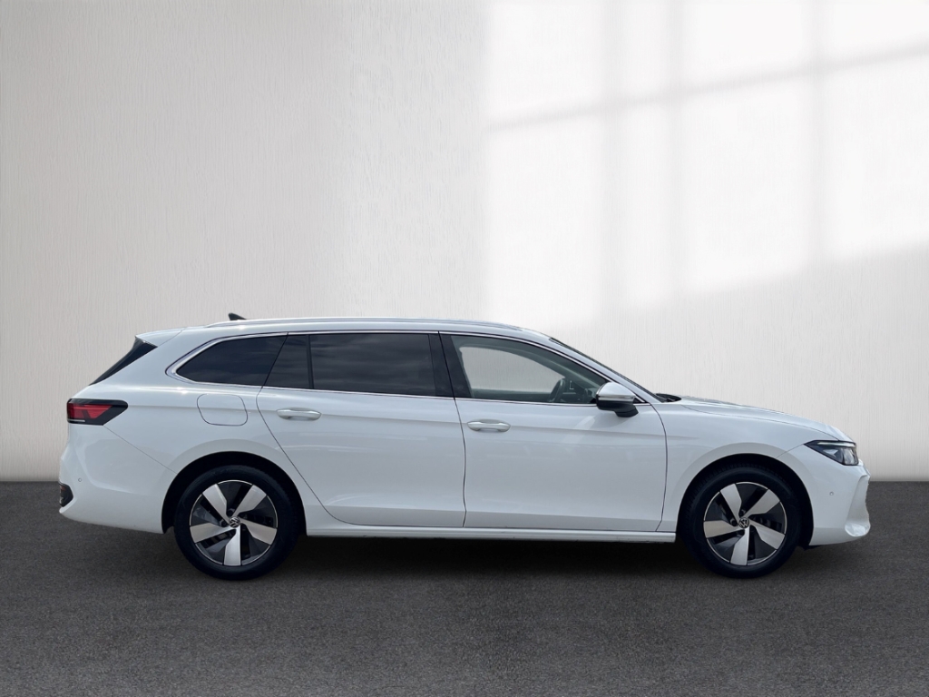 Fahrzeugabbildung Volkswagen Passat Variant 1.5 eTSI Business NAVI ACC LED SHZ GJR