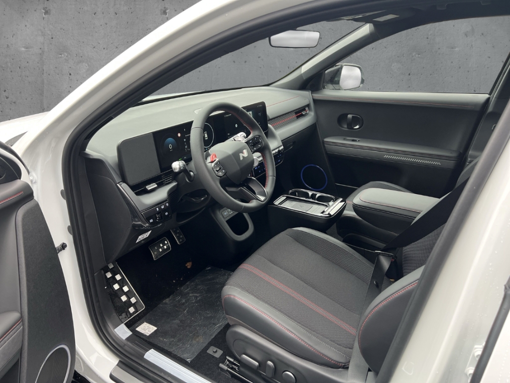 Fahrzeugabbildung Hyundai IONIQ 5 FL MY26 84kWh 2WD N-Line Matrix Navi Digitales Cockpit LED ACC El. Heckklappe