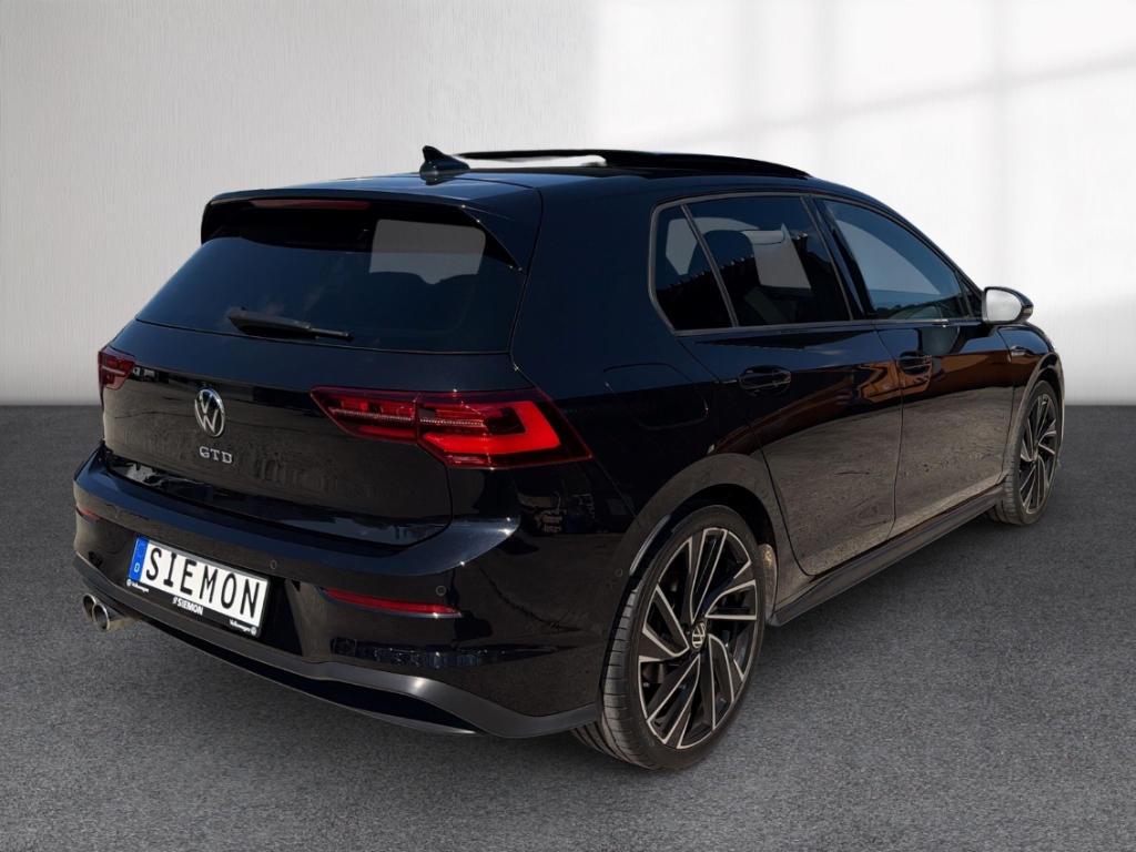 Fahrzeugabbildung Volkswagen Golf 2.0 TDI GTD DSG BlackStyle MatrLED Pano DCC HuD A