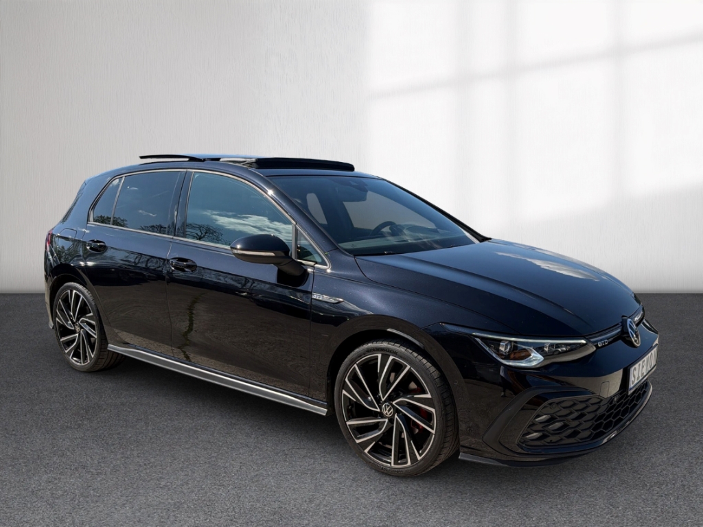 Fahrzeugabbildung Volkswagen Golf 2.0 TDI GTD DSG BlackStyle MatrLED Pano DCC HuD A